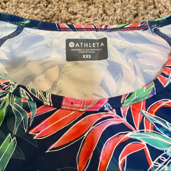 Athleta T-Shirt - Picture 2 of 6